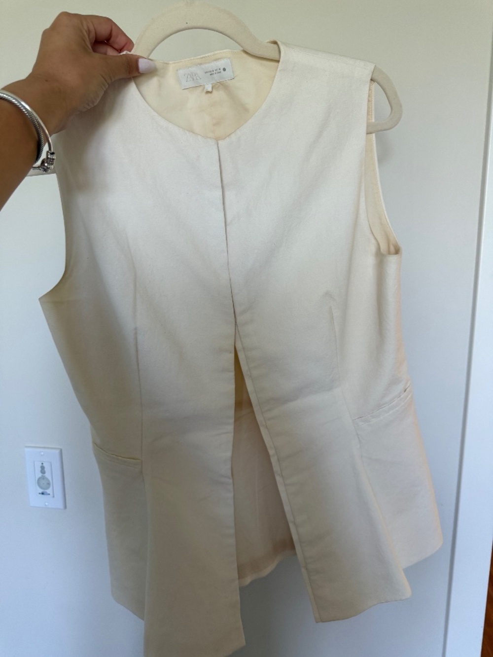 Zara clip down vest